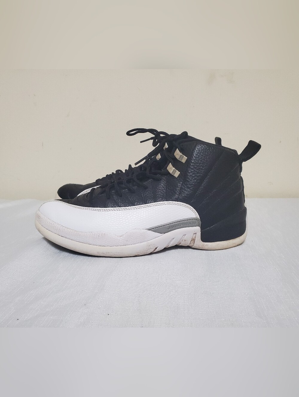 Air Jordan 12 Retro 2012 Playoff Size 9